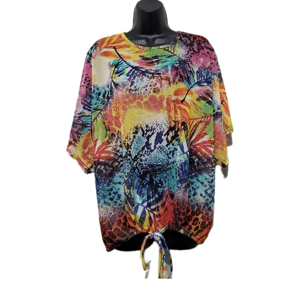 2/$30 Full Circle Plus Multicolor Mesh Batwing Cropped Top Size 3X